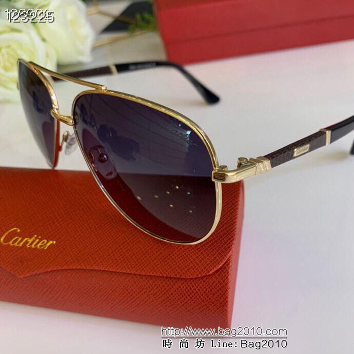 CARTIER卡地亞 新款 男士休閒商務 蛤蟆鏡 金屬飛行墨鏡  lly1382